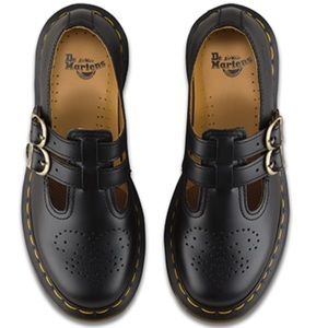 Dr. Martens Airwair Mary Jane